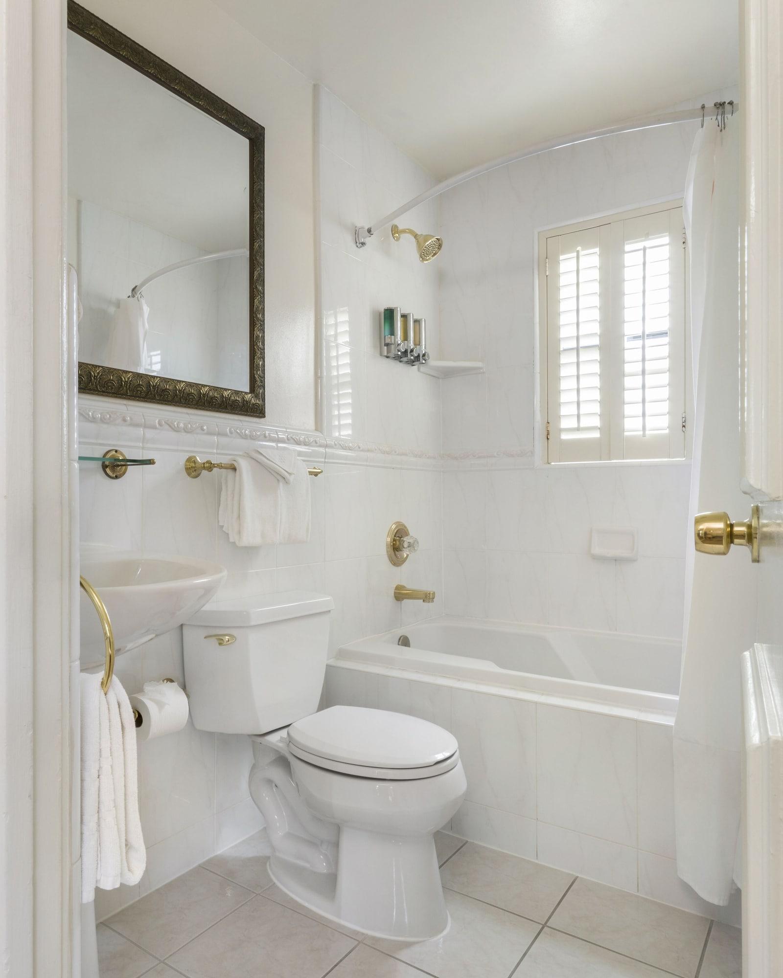 Coachman'S Inn, A Four Sisters Inn Carmel-by-the-Sea ภายนอก รูปภาพ