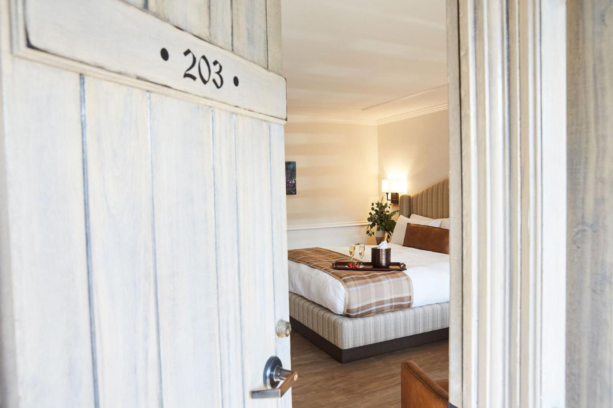 Coachman'S Inn, A Four Sisters Inn Carmel-by-the-Sea ภายนอก รูปภาพ