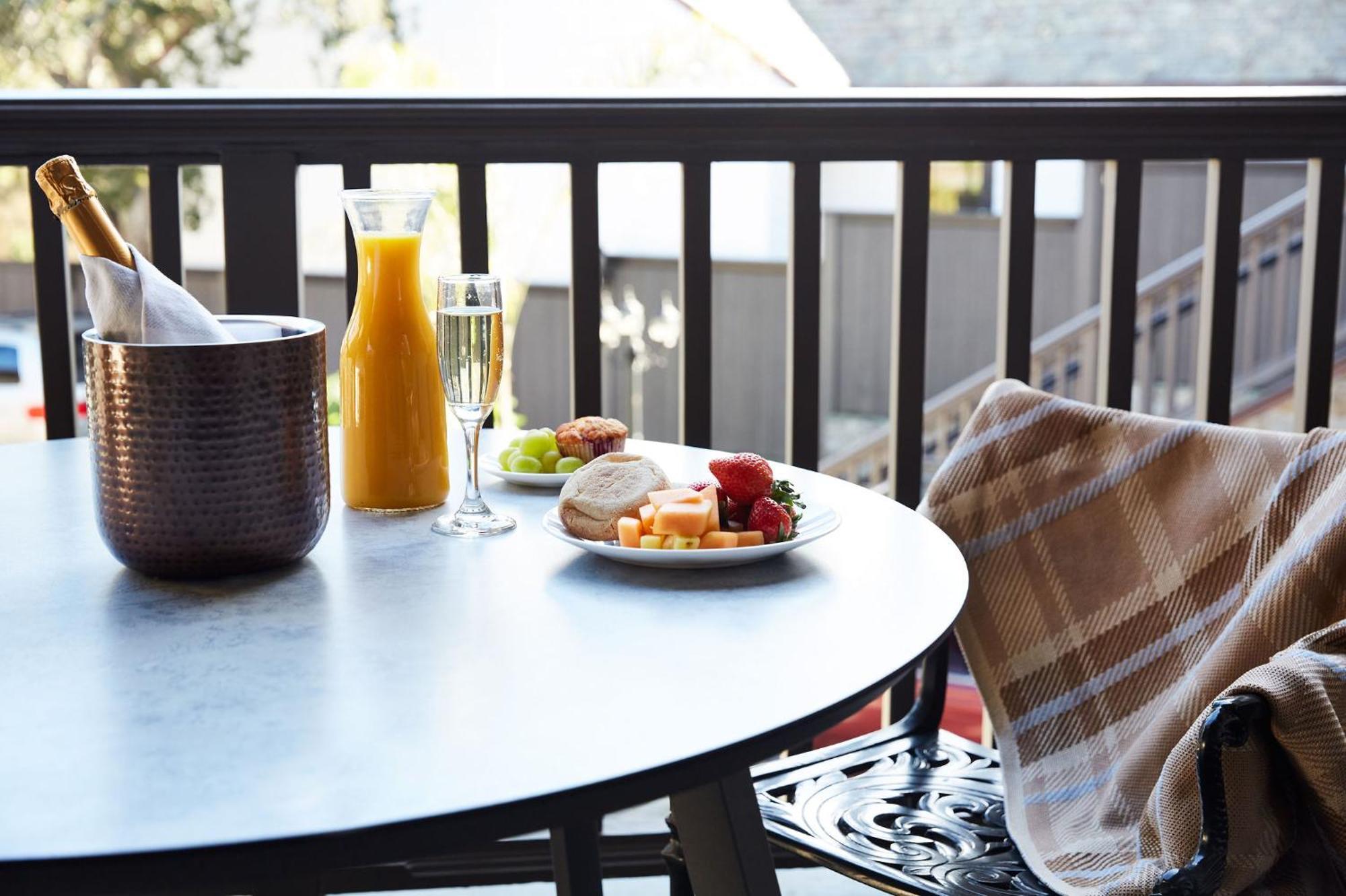 Coachman'S Inn, A Four Sisters Inn Carmel-by-the-Sea ภายนอก รูปภาพ