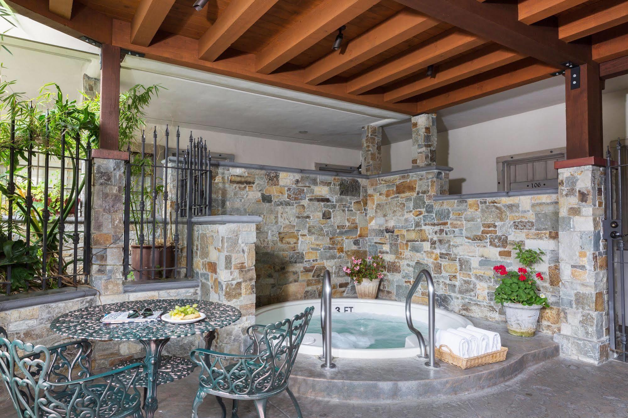 Coachman'S Inn, A Four Sisters Inn Carmel-by-the-Sea ภายนอก รูปภาพ